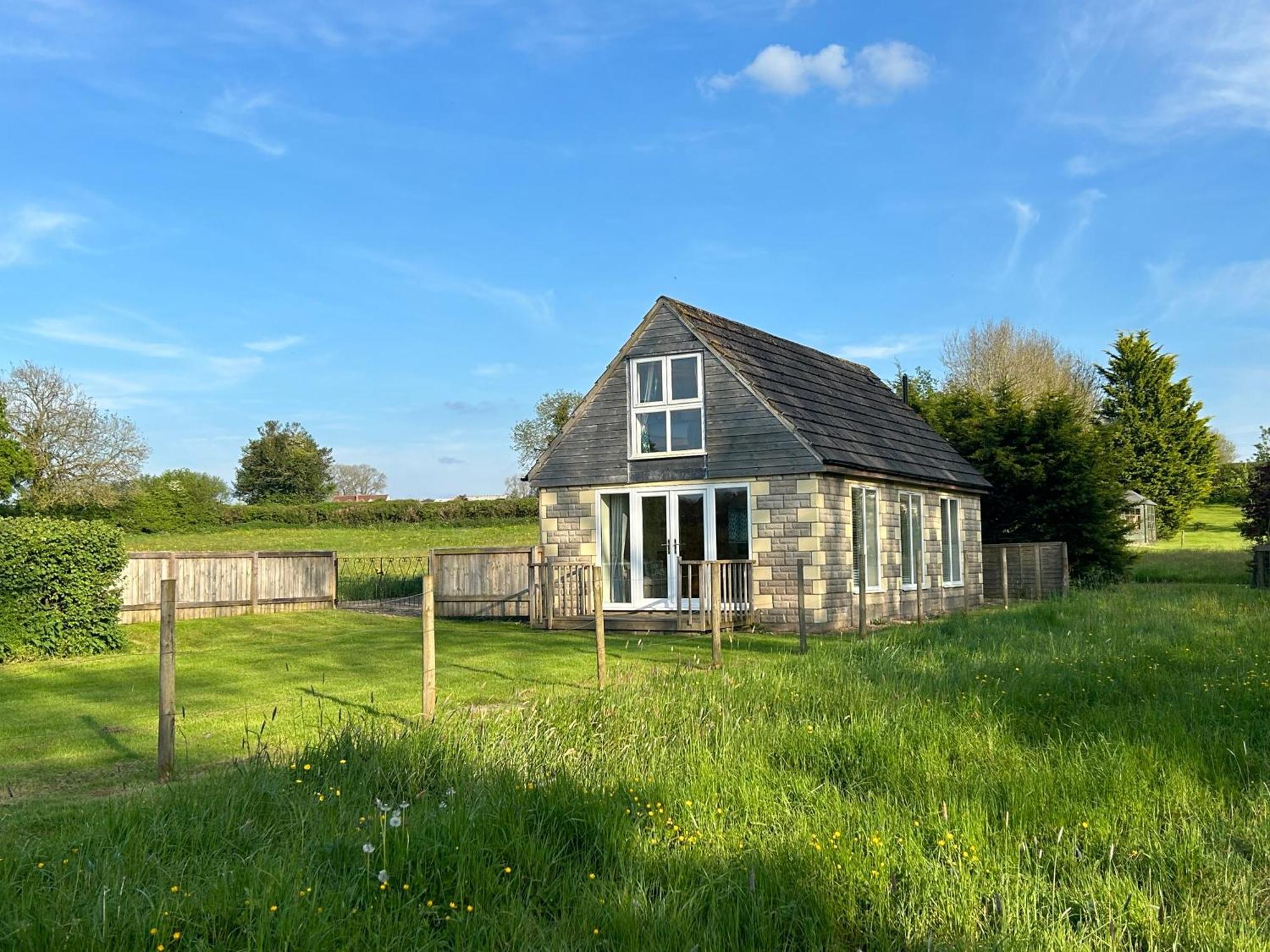 The Perfect Getaway Villa Bristol Exterior photo